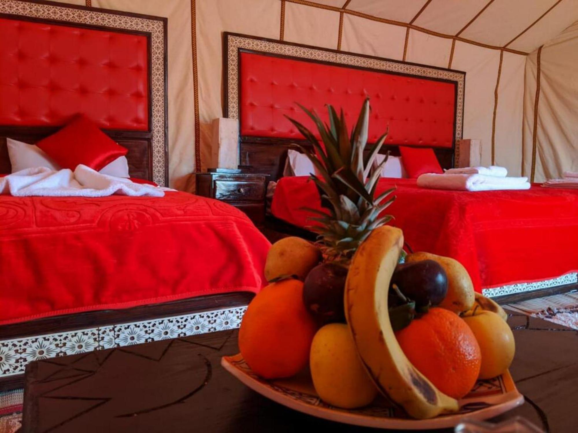 Bed and Breakfast Luxury Bedouin Camp Мерзуга Экстерьер фото