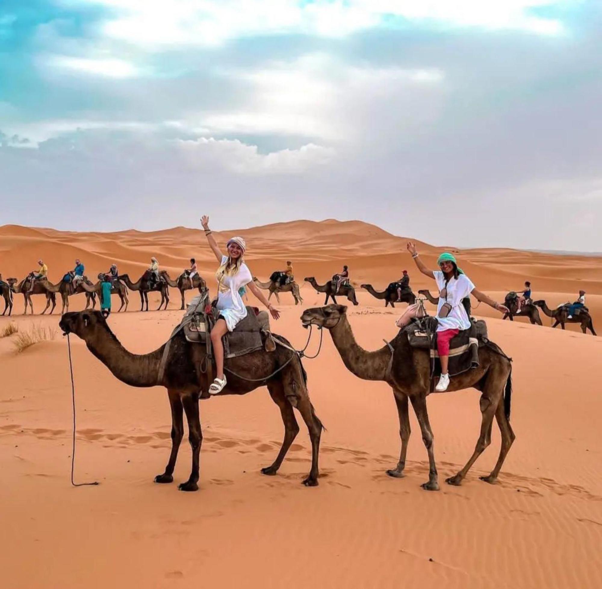 Bed and Breakfast Luxury Bedouin Camp Мерзуга Экстерьер фото