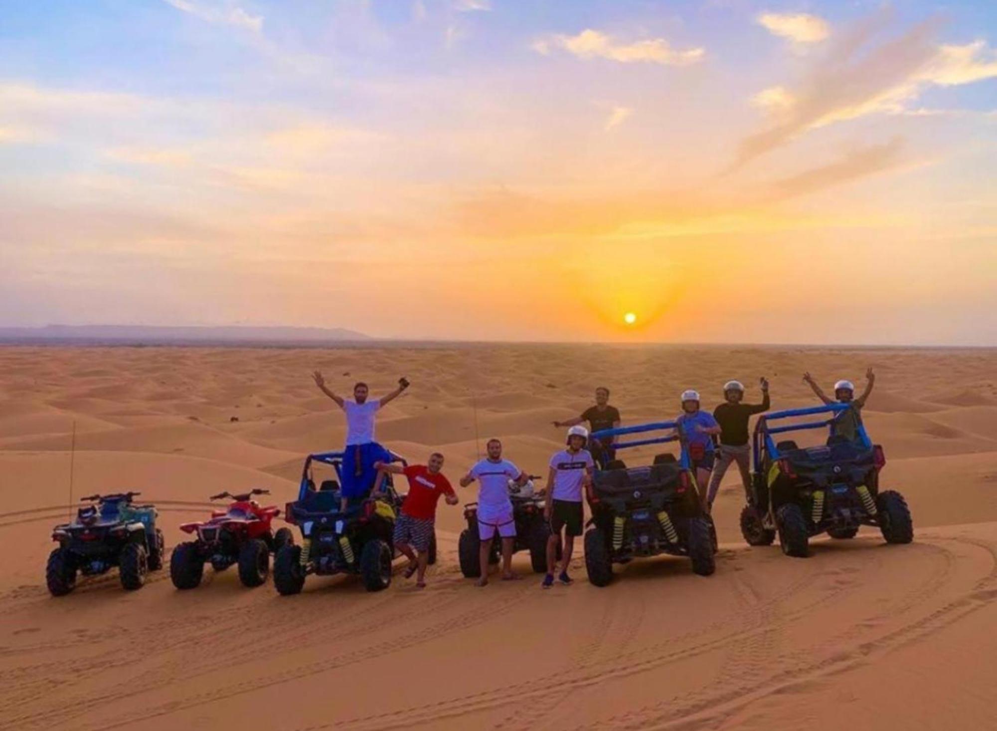 Bed and Breakfast Luxury Bedouin Camp Мерзуга Экстерьер фото